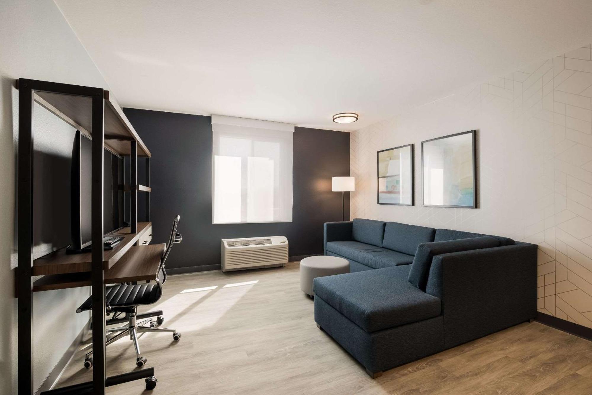 Everhome Suites Corona Eksteriør bilde